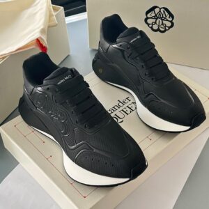 Men's Alexander McQueen Sprint Runner | Black Chunky Sneakers